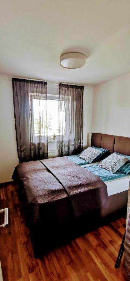 Appartamento Apartman Varenica Doboj Esterno foto